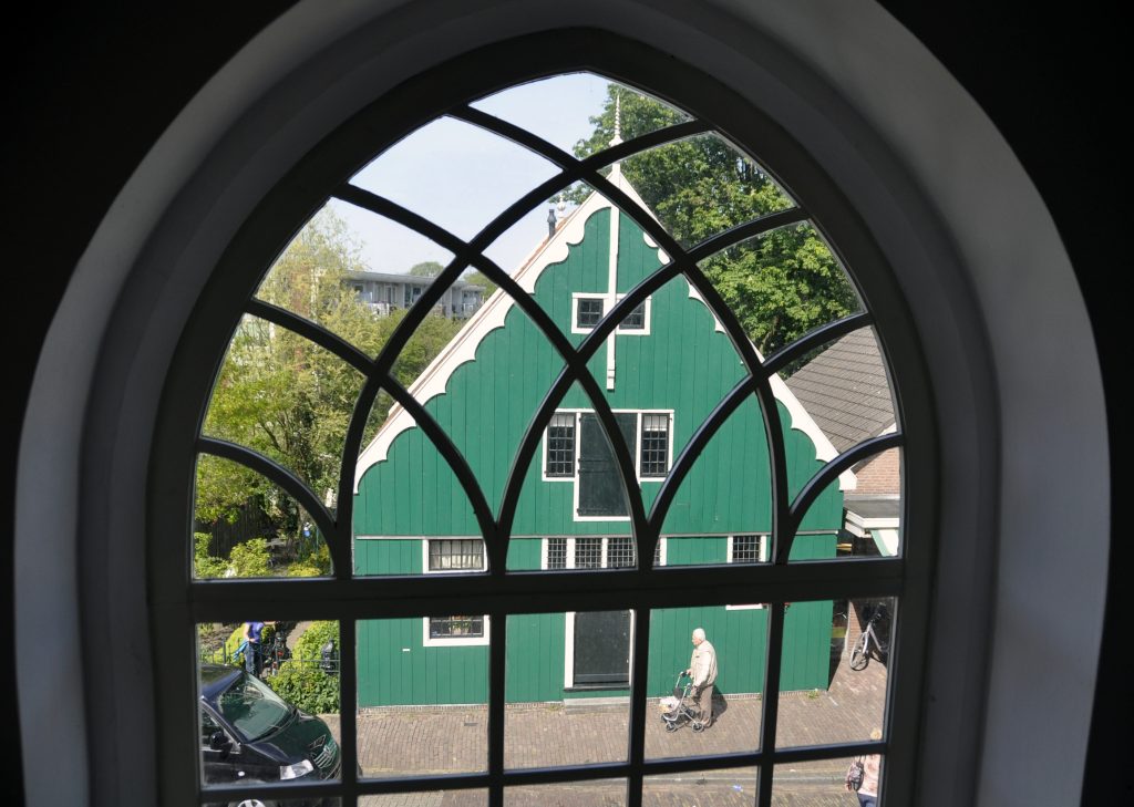 Heiligeweg Krommenie vanuit Petruskerk