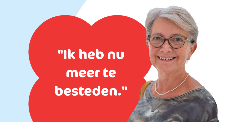 Mevrouw die blij kijkt met de tekst 'ik heb nu meer te besteden'